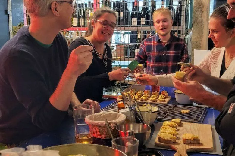 Team building RSE écoresponsable en entreprise — atelier cuisine Sauveurs de Saveurs